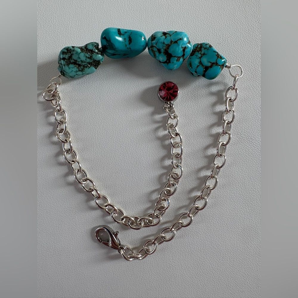 Turquoise & Silver Chain Bracelet NWOT